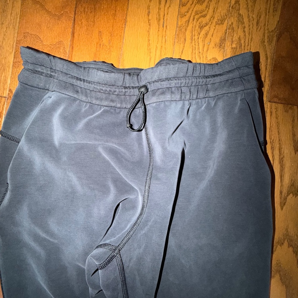 Lululemon athletica Women's Black Softstreme